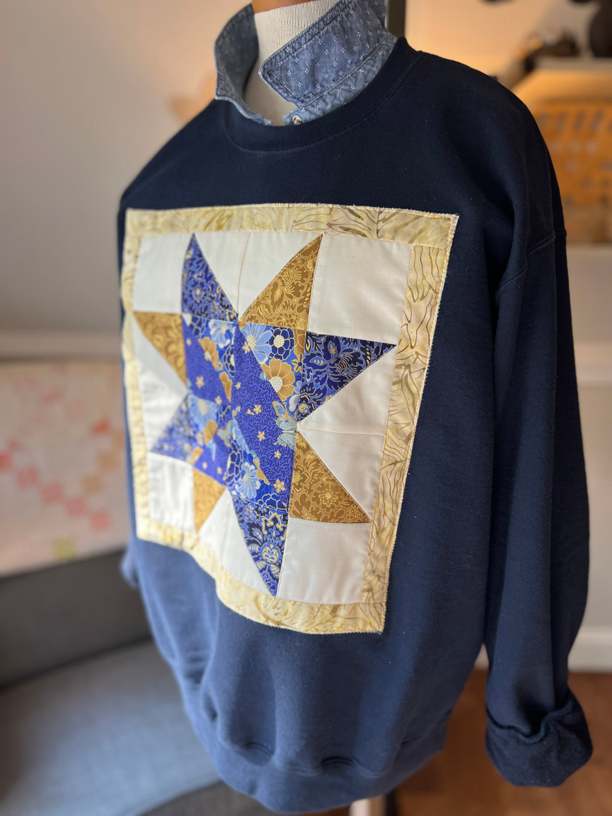 Navy Blue Quilt Block Lemon Star Sweatshirt
