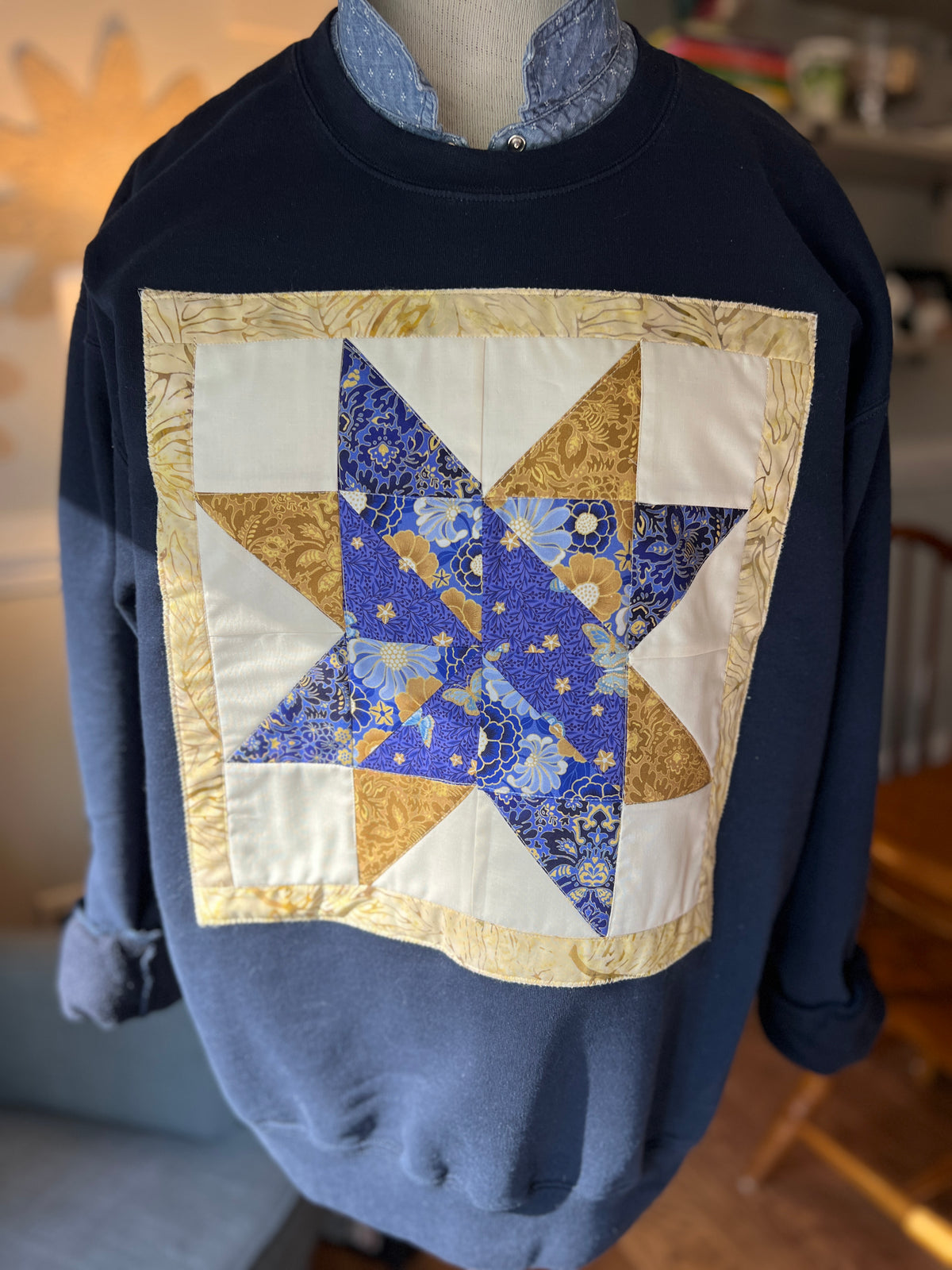 Navy Blue Quilt Block Lemon Star Sweatshirt