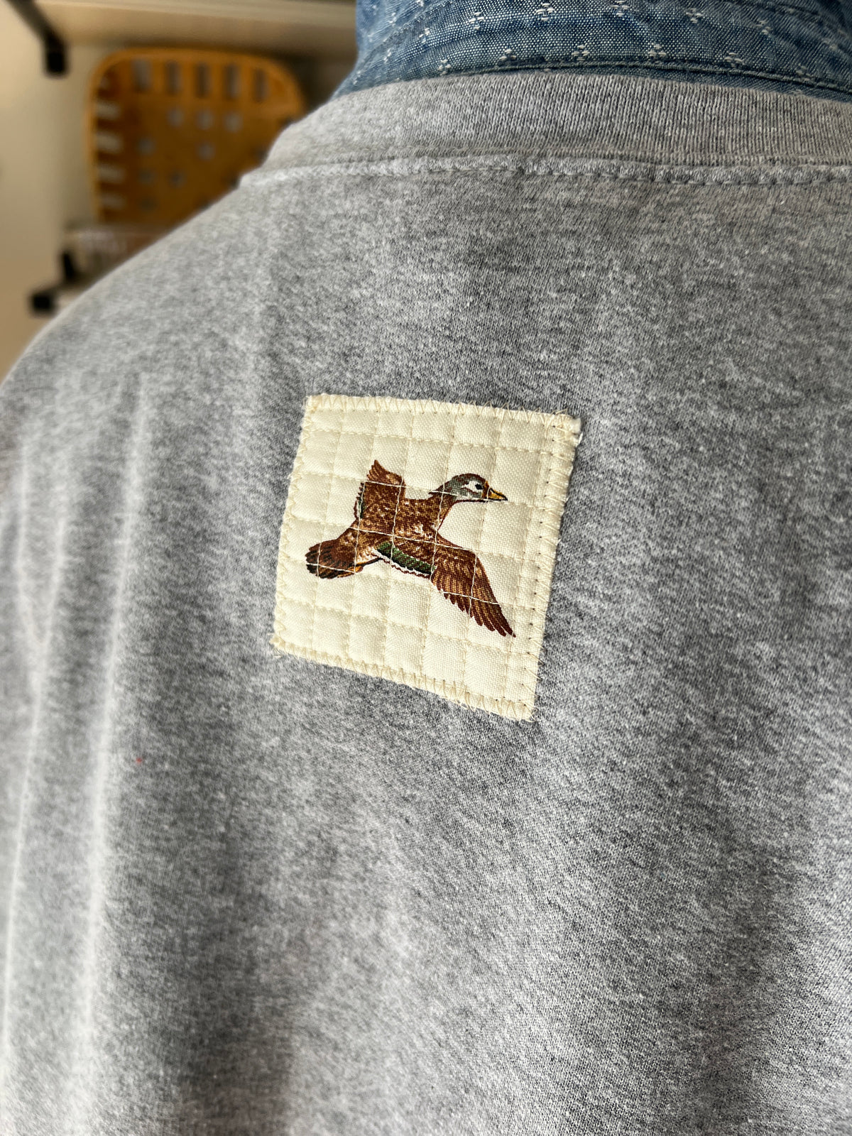 Grey Sweatshirt with Vintage 80's Swan